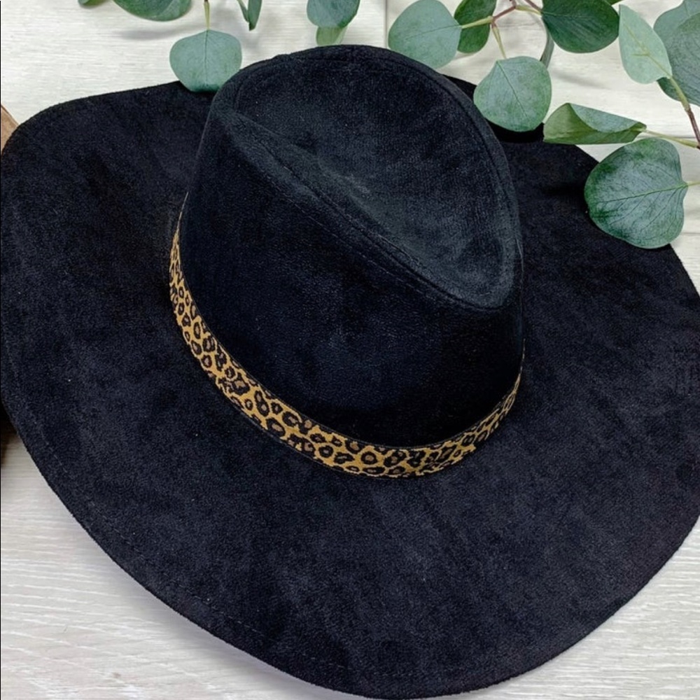 Floppy hat 🌟LAST ONE🌟